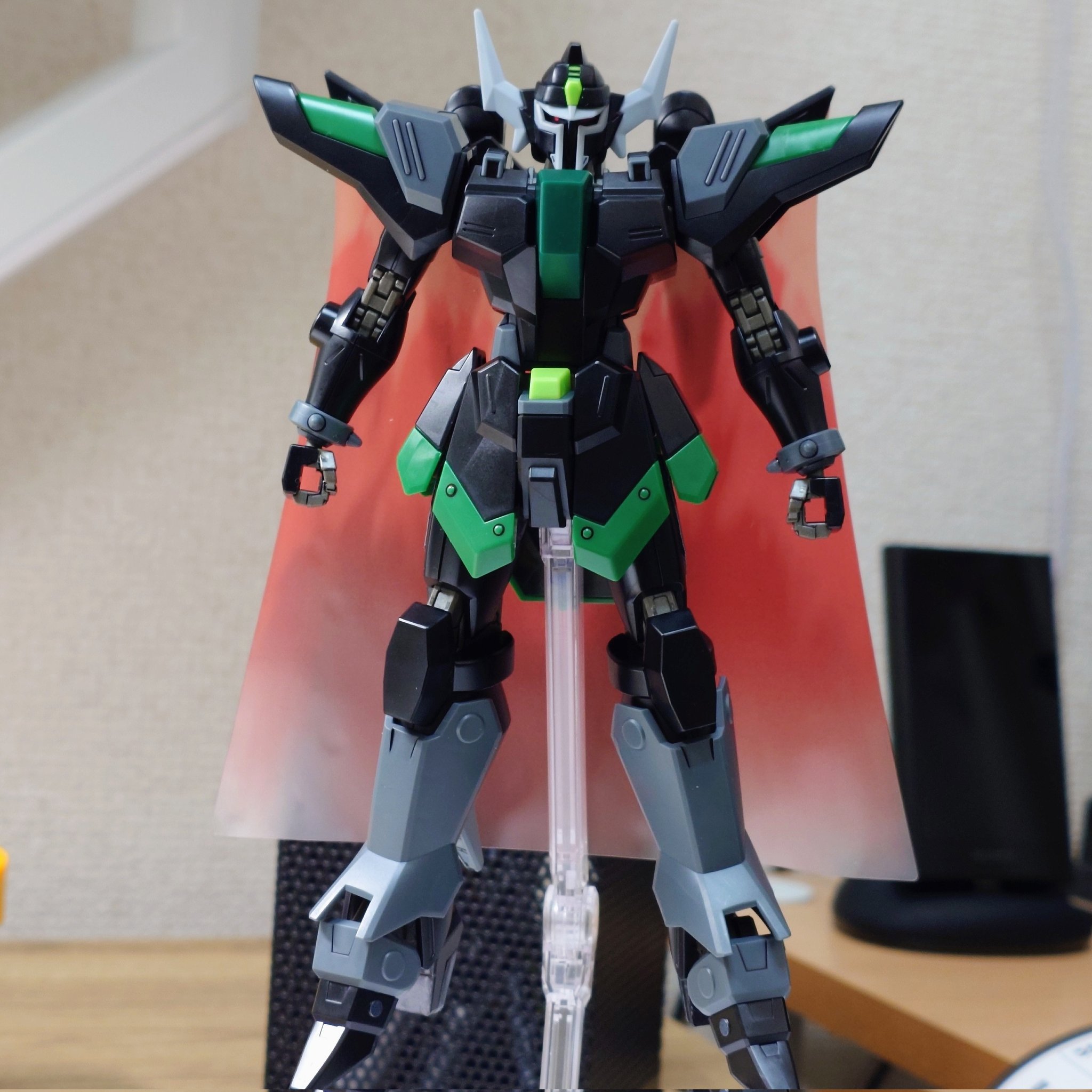 ガンプラ 1/144 HG 軍警ザク(機動戦士Gundam GQuuuuuuX) | バンダイ