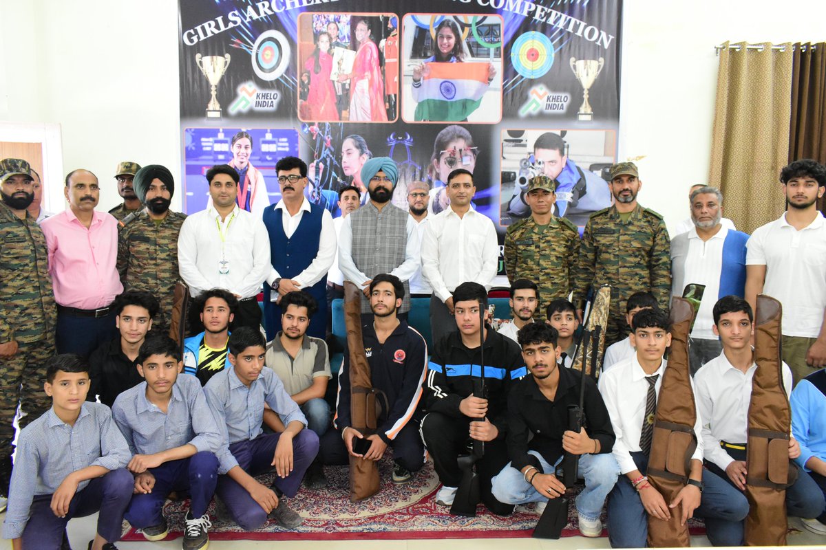 DodaKiDhadkan1's tweet photo. In a remarkable initiative under Operation Sadbhavana, the Indian Army’s 10 Rashtriya Rifles inaugurated a Girls Archery and Shooting Competition at Doda.
#OperationSadbhavana #indianarmy #YouthEmpowerment #archeryandshooting #doda #PrideAndProgress #SportsForPeace #RR10 https://t.co/Zl80n6n31V