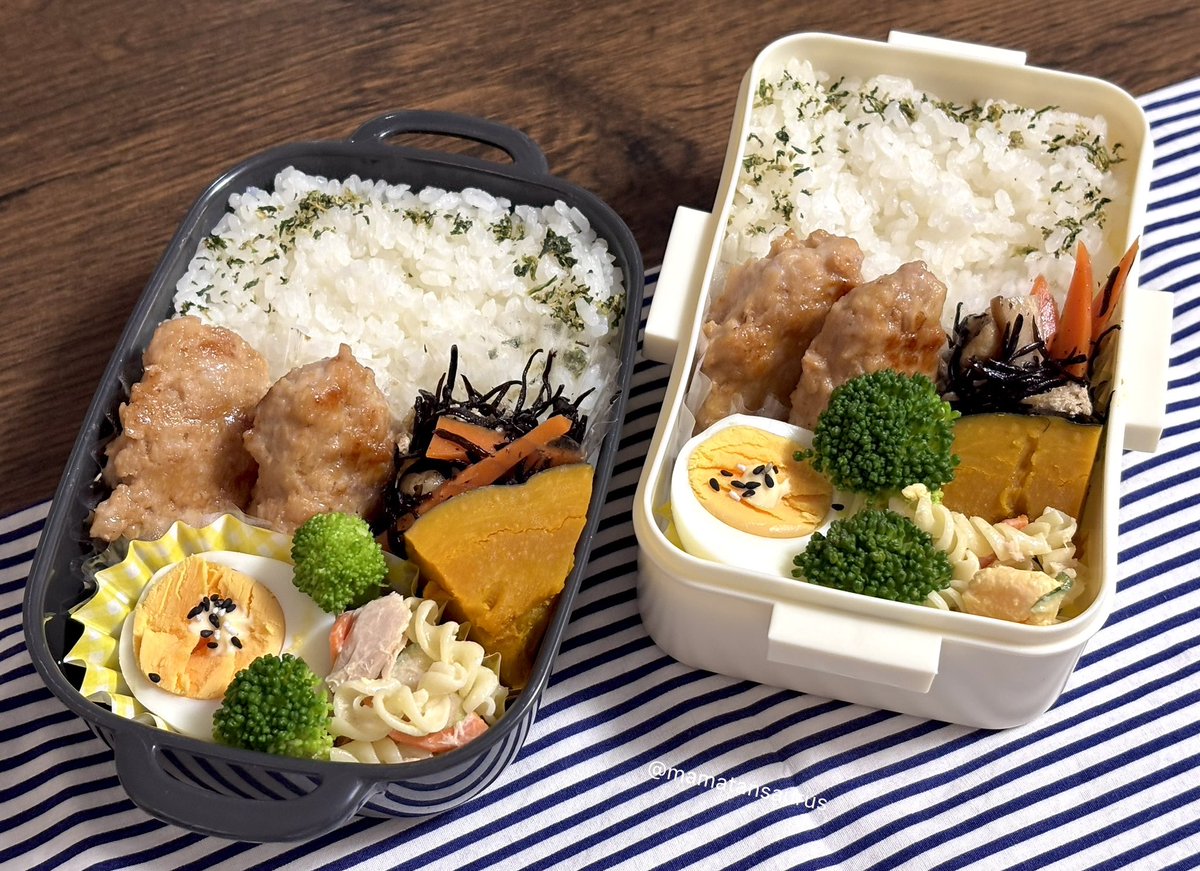 mamatansaurus's tweet image. 今日の私と娘の鶏つくね弁当
月曜は娘も弁当が必要とようやく定着
昨日作った副菜つめつめ
今夜は十五夜お月見の日🌕🐇なので
ゆで卵で月を表現しました(後付け😂)
晴れるといいですね✨
今週もよろしくお願いします😊