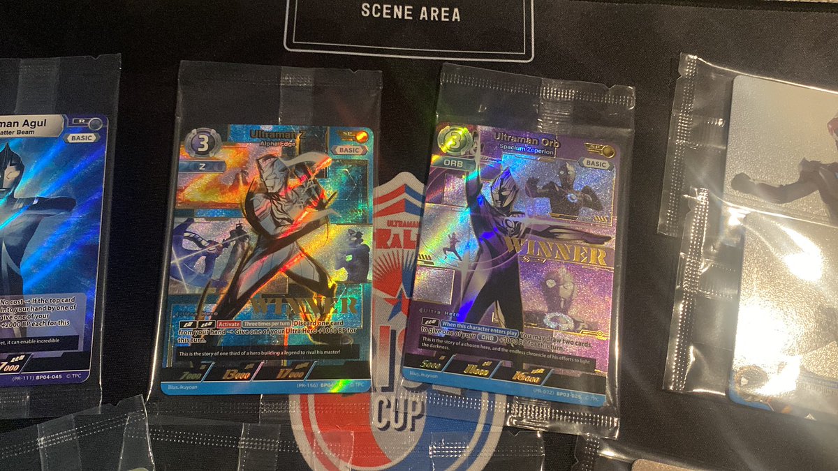 shiroihito_102's tweet image. アメリカでウルトラマンカードゲーム始めて4カ月、アメリカに赴任して一年が経つので振り返り
やっぱ自分で大会に出て貰ったカードって愛着が湧くのね、、いい思い出だ
お金で買えない価値ってやつやね
通販で買った激闘の覇者に全く思い入れが無い
#ウルトラマンカードゲーム
#ultramancardgame