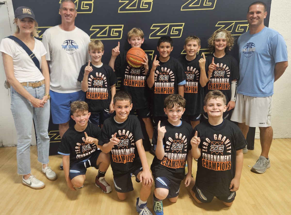 zg_newengland's tweet image. 🏆 Champions! 🏆
Congratulations to the Take Charge 5th Grade boys on being crowned champions!

Their determination and never-quit attitude carried them through the weekend and earned them a well-deserved title. 👏🔥💪

#ZeroGravityBasketball | #TakeCharge | #NERR