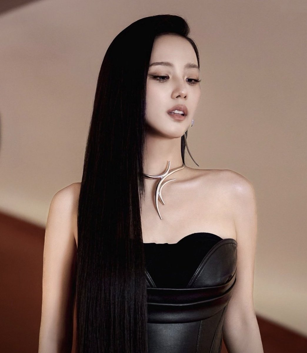 🚨 | ZQUAD AND BLINKS FOLLOW TRAIN 

- like/rt this tweet
- comment “EYES CLOSED” and follow everyone who likes your comment.