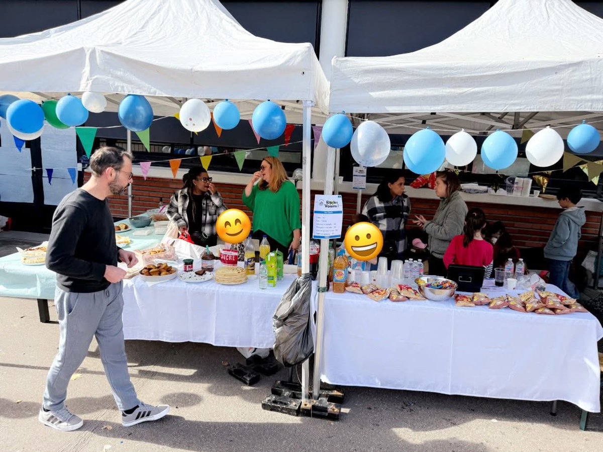 🌞 𝐔𝐧 𝐃𝐢𝐦𝐚𝐧𝐜𝐡𝐞 𝐩𝐥𝐞𝐢𝐧 𝐝𝐞 𝐯𝐢𝐞 𝐚̀ 𝐂𝐨𝐥𝐨𝐦𝐛𝐞𝐬

🛍️ À l’#ÎleMarante, la 5ᵉ édition de la brocante organisée par l’Association de l’Ile Marante a rassemblé de nombreux habitants venus chiner, échanger et profiter d’un vrai moment de partage. Bravo aux