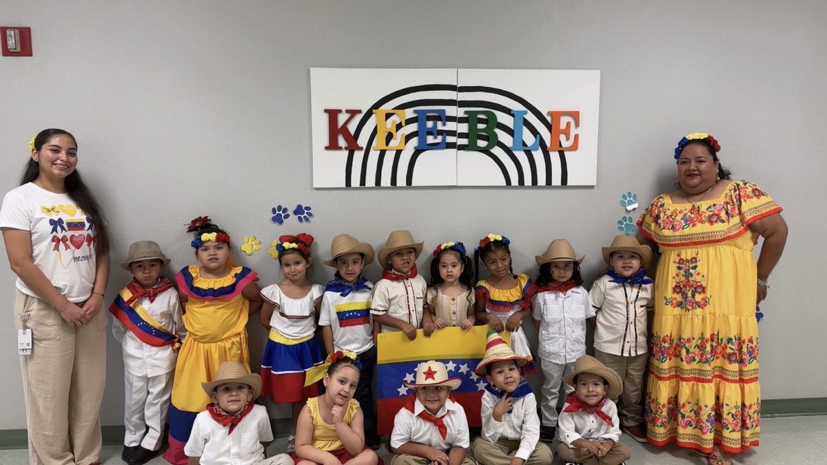 Rebecca Chavez tweet media