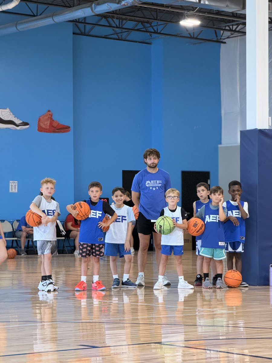 AEF Academy tweet media