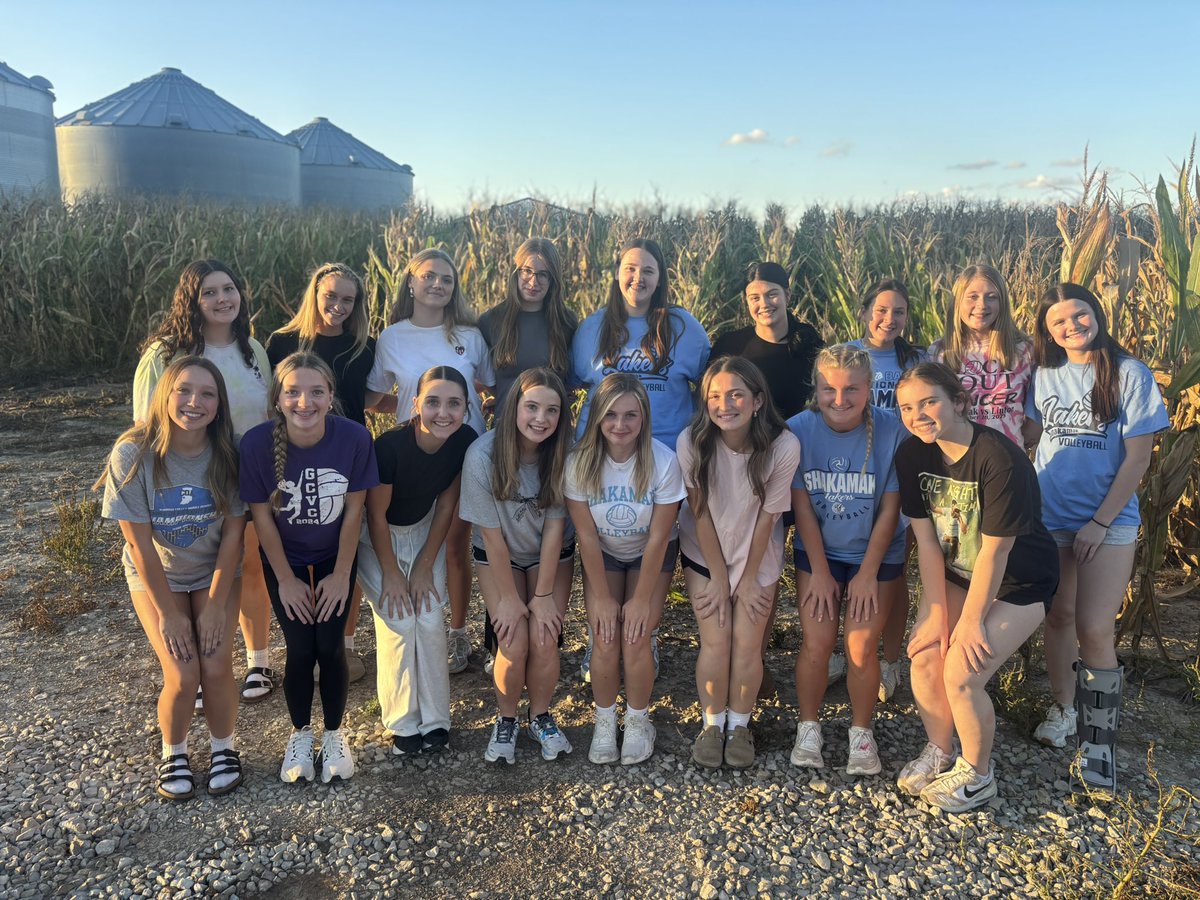 Sectional Draw Party!! We ready!!
🤞🏻💙🏐
<a href="/Tdavid_21/">Travis David</a> <a href="/ihsvca/">IHSVCA</a> <a href="/IHSAA1/">IHSAA</a>