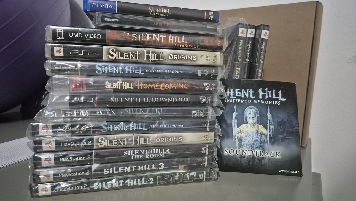 sobrenocturne's tweet photo. @_SaintSilent Great!! Collection!! This is mine https://t.co/Bb4sRc70xv