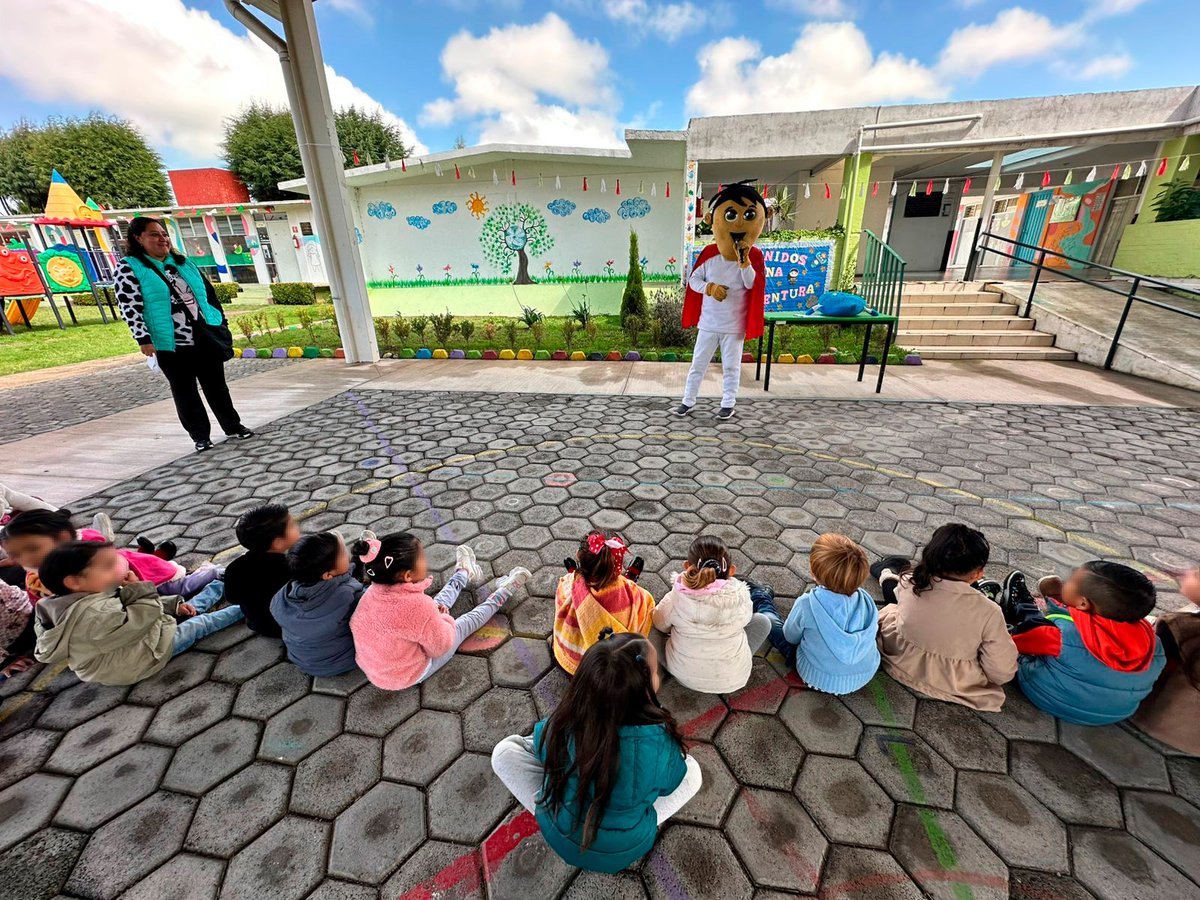 Desde pequeños aprendemos que cada gota cuenta. Por eso, en OPDAPAS Metepec promovemos la conciencia sobre el cuidado del agua desde la infancia, formando generaciones más responsables con nuestro entorno.
#EstamosEnLaRuta
<a href="/FerFlores_Emp/">Fernando Flores Fernández</a> 
<a href="/MetepecGobierno/">Ayuntamiento de Metepec</a>