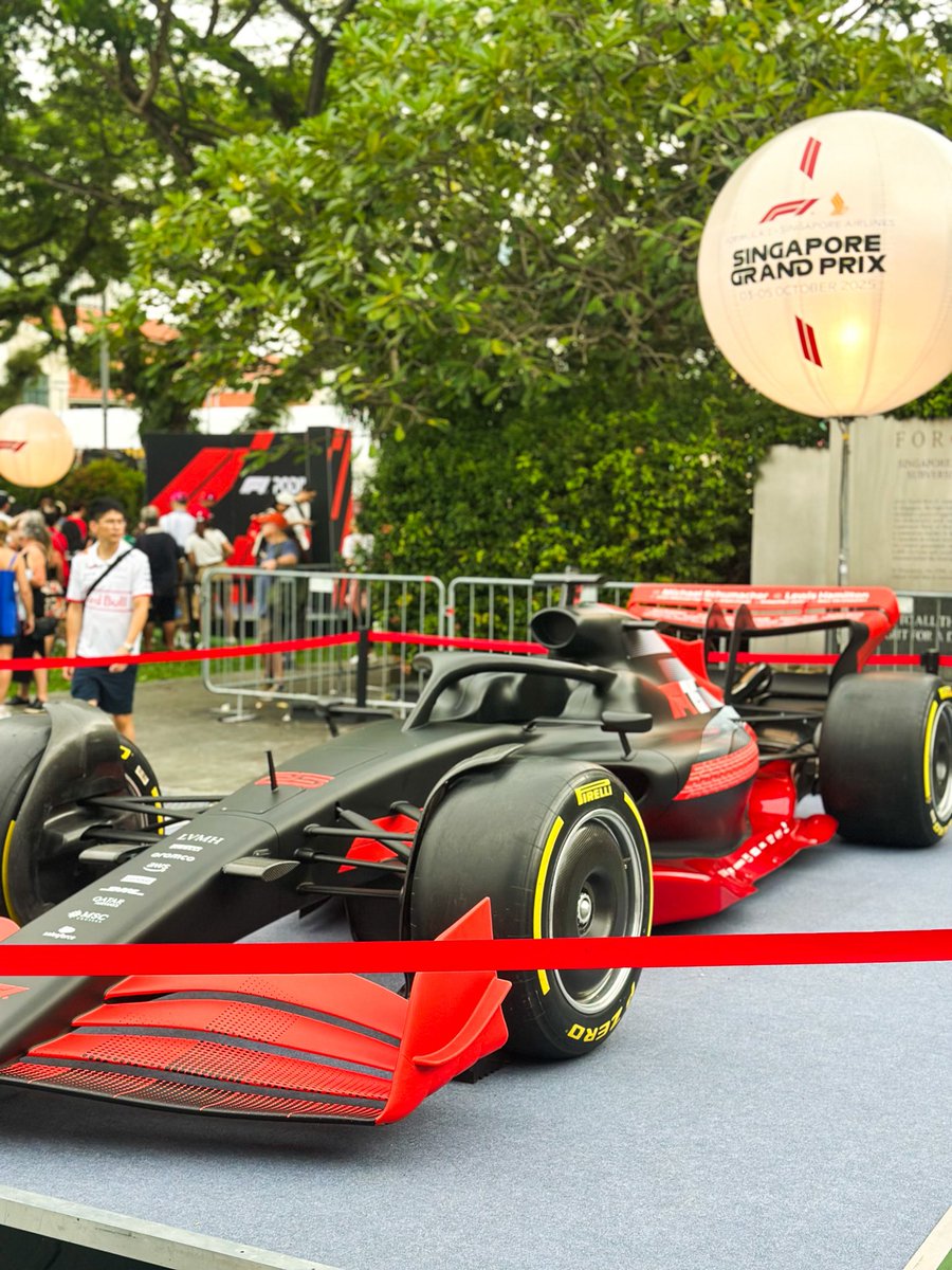 factsheet_'s tweet photo. Last year, getting an F1 ticket was not on my bingo card!  But, I believe that every penny spent on this Grand Prix Formula 1 experience was worth it because of my love affair with the race, the entertainment lineup, the booze, and all the other perks🤪🏎️🏁 #F1 #GDGrandPrix #CL https://t.co/tM7XVU5Jmo