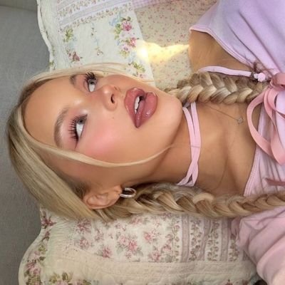 𝑳𝒂𝒓𝒊'𝑠 𐦍 tweet media