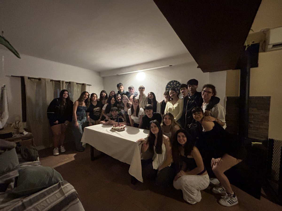 ayer me sentí súper feliz, los amo chavales