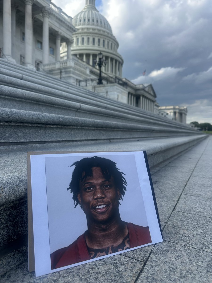 NBC4Sports's tweet image. Just a Bill. 
On Capitol Hill.

And running all over the Chargers for his first career 100 yard game 

@JPFinlayNBCS 

#RaiseHail 
#Commanders