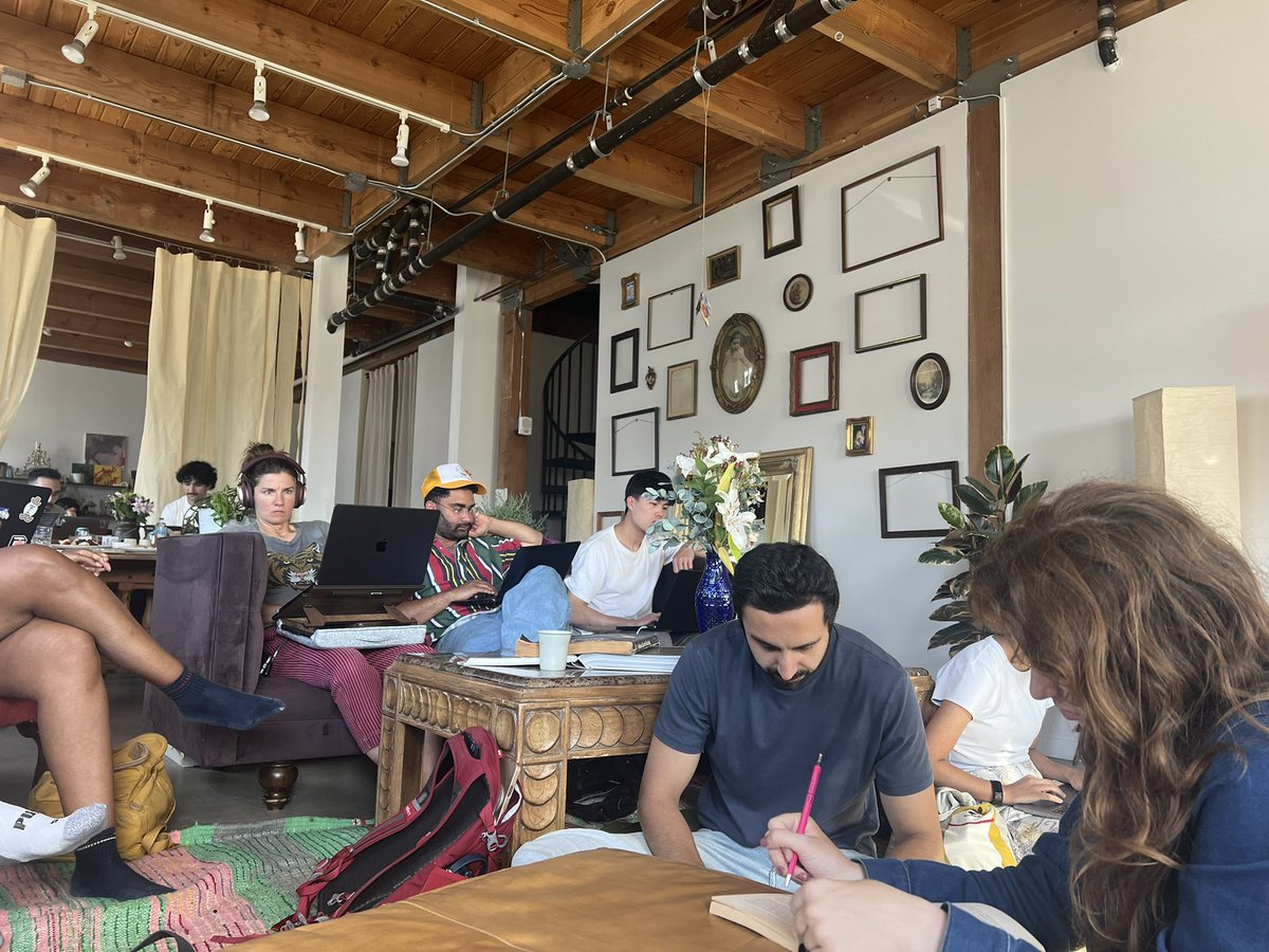 I’m live tweeting this at an event he is hosting so ig he’s doing it