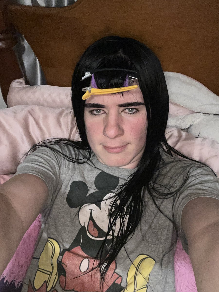 Boobles2oo3's tweet image. Loving My Fresh Black Dye Job! 🖤✨ #GothicHair #DarkVibes #NewLook