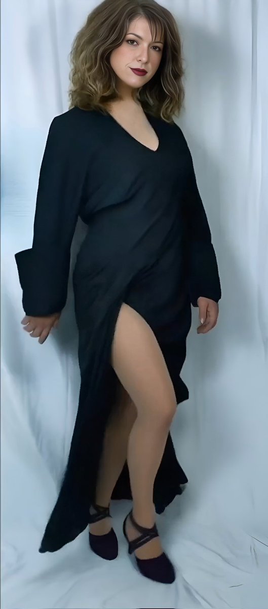 JayDax12's tweet photo. Legs in nylons &amp; heels 

#legs  #longlegs  #beautifullegs #perfectlegs  #blackdress  #heels  #nylons  #stockinglegs  #crossdresser #crossdressing  #femboy  #boytogirl #maletofemale  #crossdressers https://t.co/OqP8VGXD5v