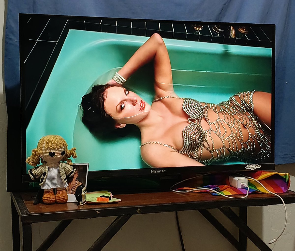 I LOVE IT 🧡🧡🧡 #TheFateofOpheliaMusicVideo <a href="/taylornation13/">Taylor Nation</a>