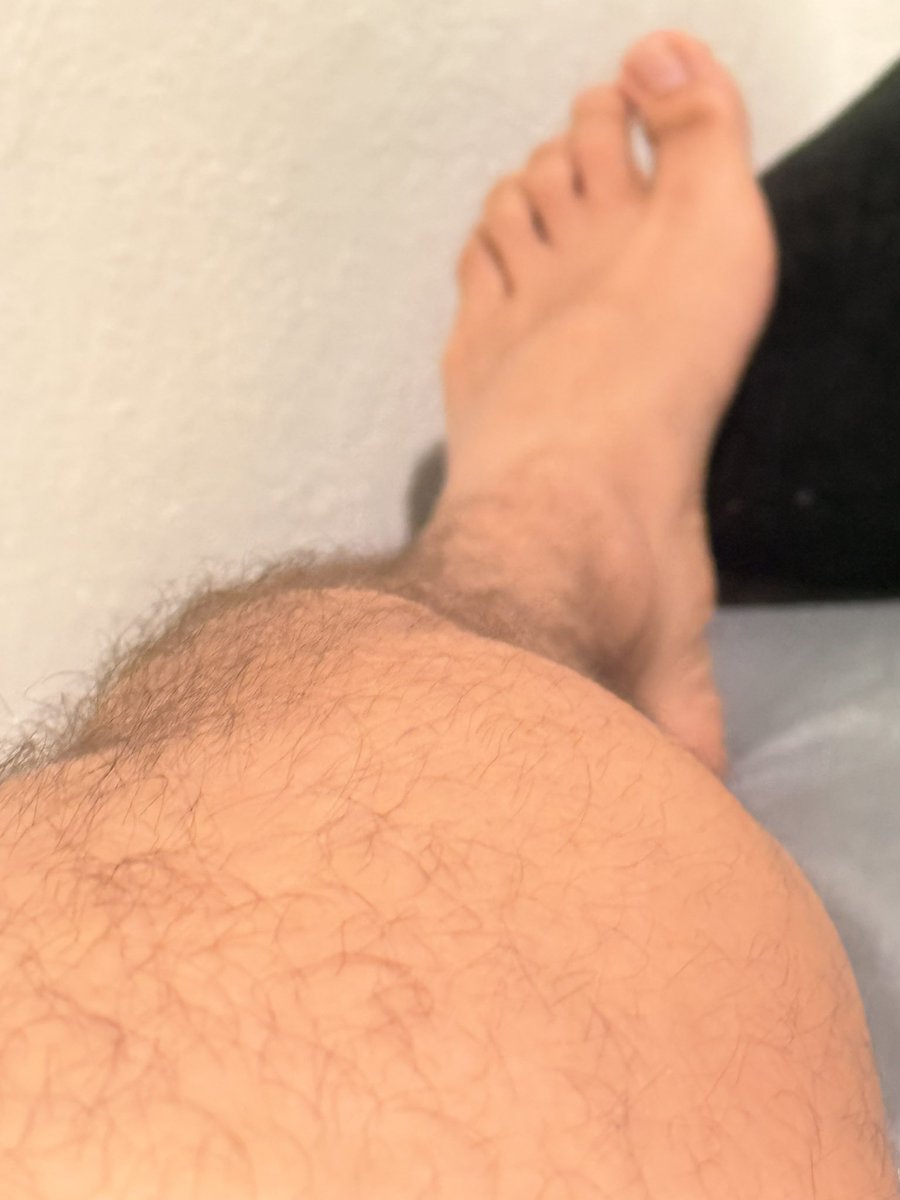 Louis224488's tweet photo. Me gustan mucho mis piernas https://t.co/GRlveVKh0G