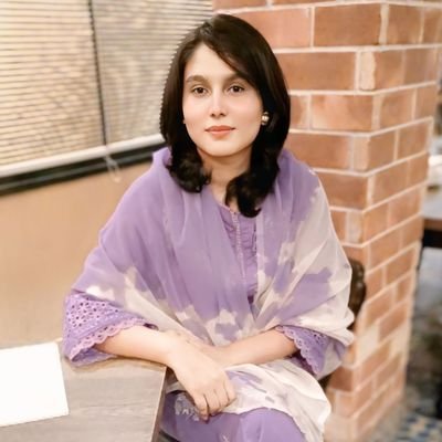 SadafAs80802699's tweet image. لوگ کہتے ہیں ترا عشق شفا ہے، ہوگا
پر یہ ہر زخم کا مرہم تو نہیں ہو سکتا
🔥🔥
#NewProfiIePic