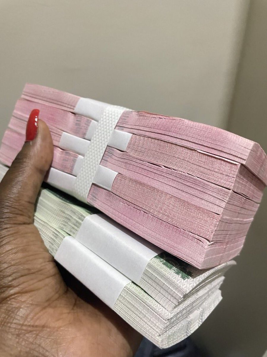 N100k. Drop your Aza 💸💸

But na who be Wizkid fans i want pick. Like &amp; Repost if you fall under this category