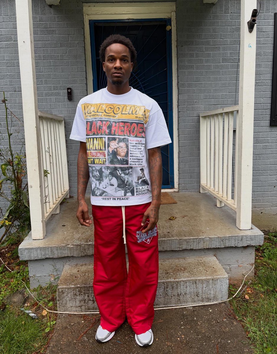 bdbwillie's tweet photo. You can fuck my brother baby just let me fuck your sister https://t.co/k2JXhSApFZ