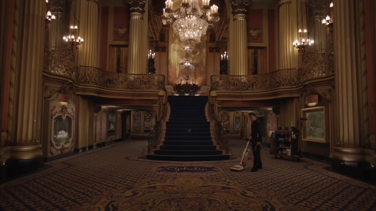 emma ❤️‍🔥 (showgirl version) tweet media