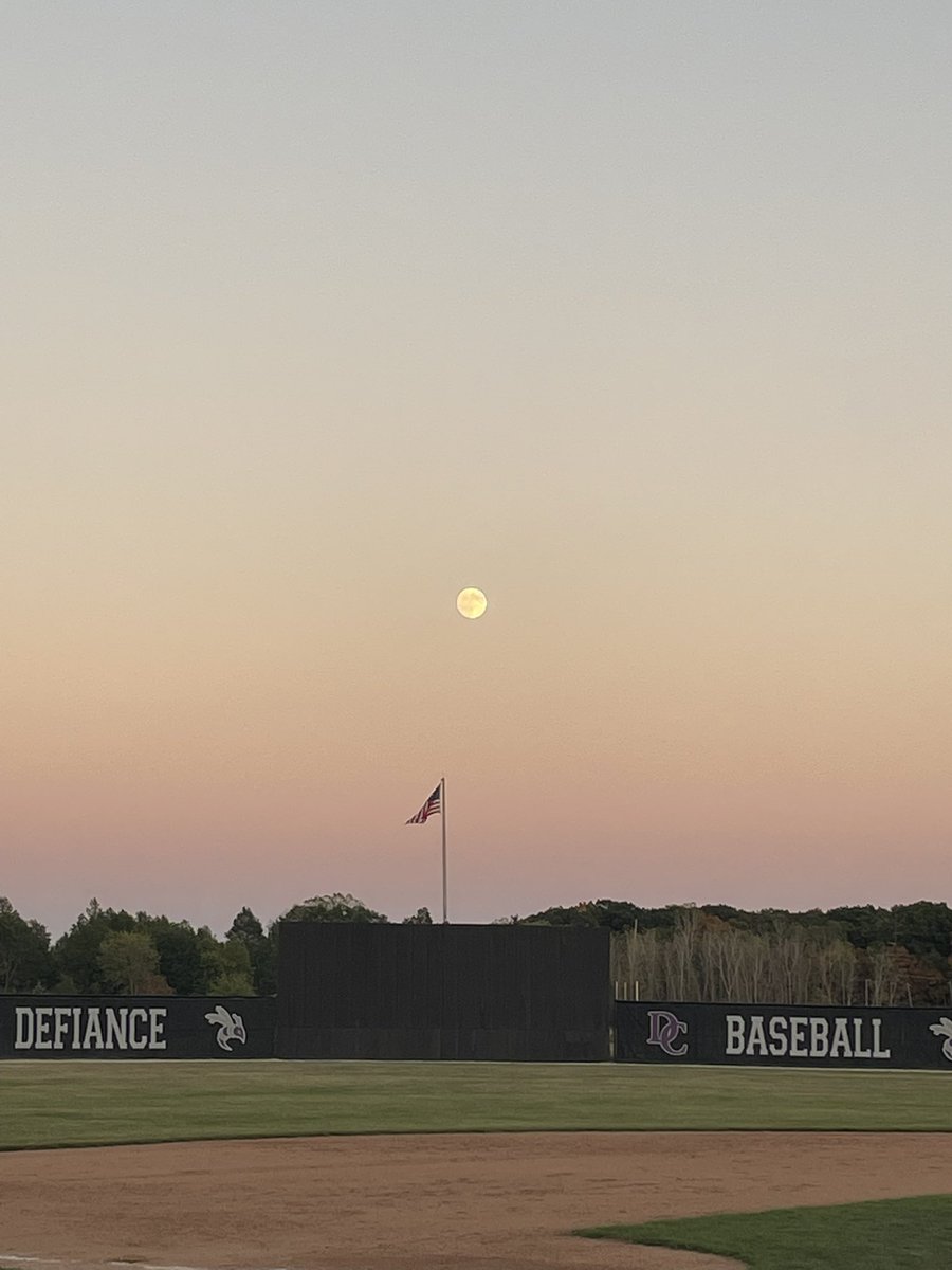 Solid day at the ball park! Blessed to be able to do what I love and blessed to coach the players here <a href="/DefiCollegeBASE/">Defiance College Baseball</a> ! 

#GoldStandard