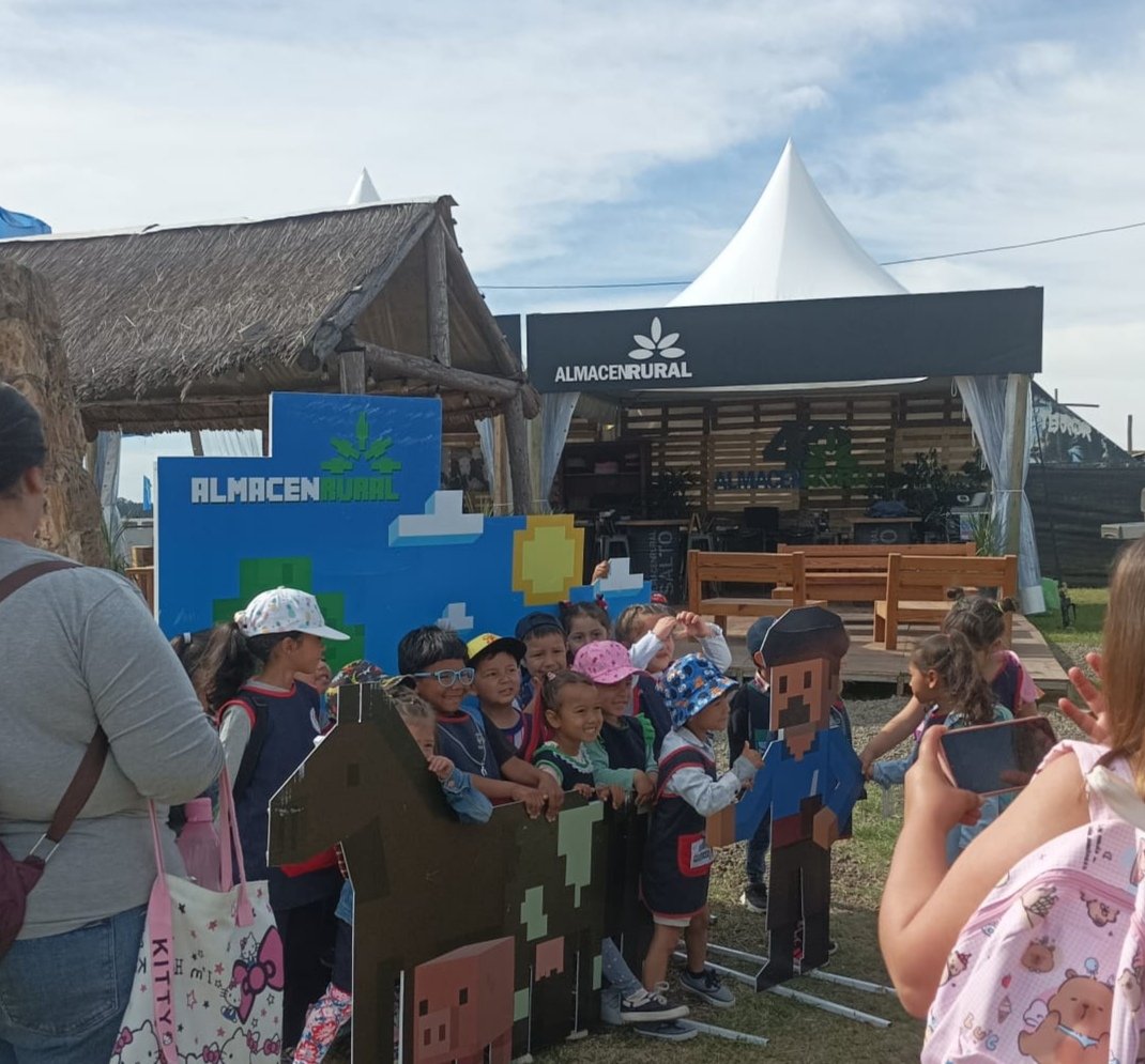 Gracias a todos quienes nos acompañaron en ésta #ExpoSalto 🙌
#almacenrural #todoparaunpaisdecampo