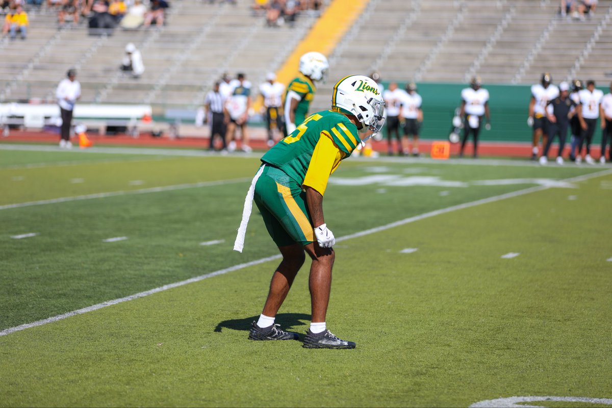 Levi Darensbourg tweet media