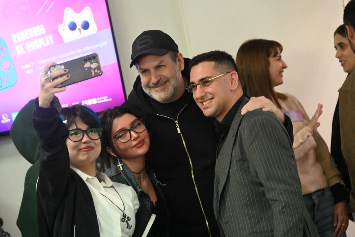 🎮 En Bahía Hub vivimos un día full gamer, hecho por y para bahienses.

Una jornada que mostró todo el potencial de una industria en crecimiento que tiene a nuestra ciudad como protagonista.