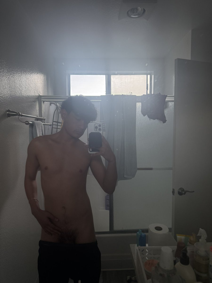 rnlx0z's tweet photo. Happy Sunday😋 https://t.co/Ps5rUsFkxt