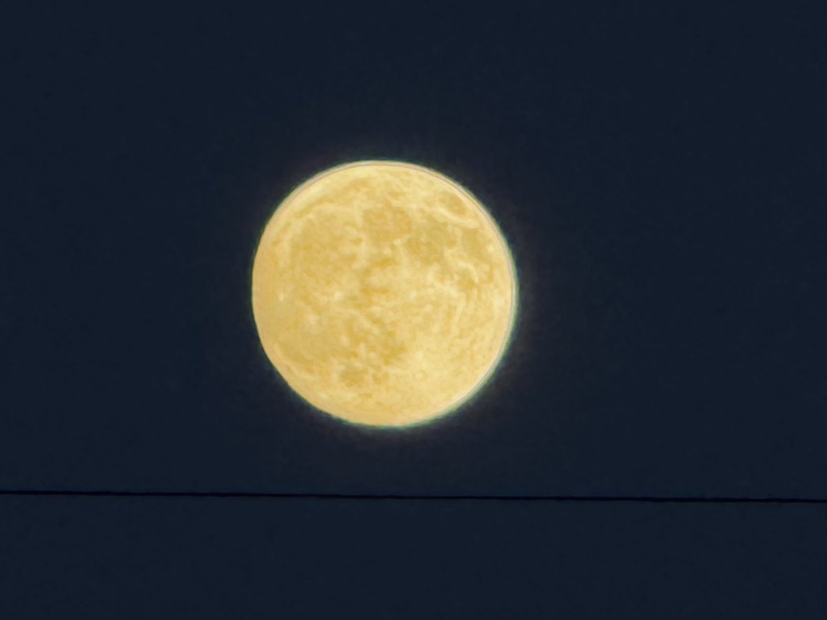 Bright big moon tonight❤️