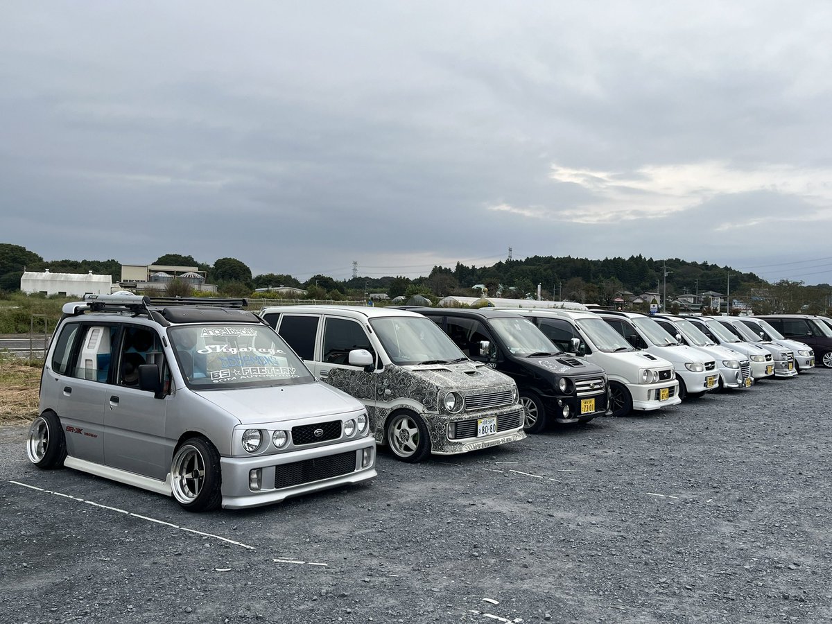 nyacotas22's tweet photo. 趣味全開♡
やっぱりL9MOVE最高すぎる。
顔もおしりも良さしかない。
DAIHATSUさん、L9MOVEを世に出してくれてありがとう。感謝です✨️
#EFJB #L902s #L900 https://t.co/G7EwVw2B3l