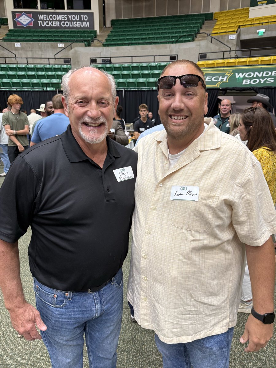CoachRMeyers's tweet photo. What an unforgettable weekend honoring the @ATUFootball '99 Arkansas Tech Football team's hall of fame induction! This life-enriching experience reignited the unbreakable bonds forged with my teammates through shared adversity and triumph. My brothers for life!! https://t.co/ZYsBEIwft8