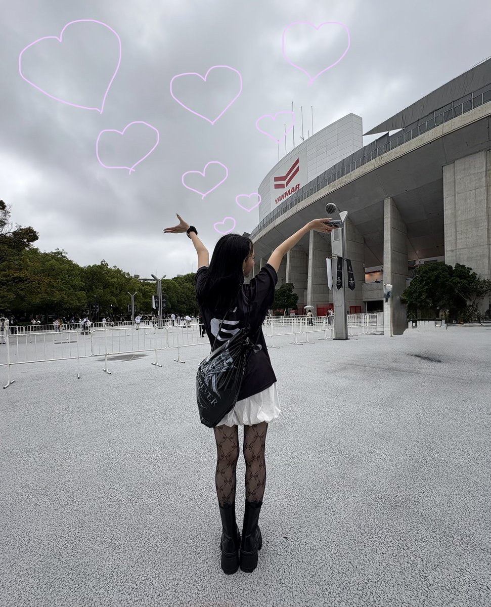 yu__chan_bu's tweet photo. ほんっとに幸せ空間だったセトリも普通に何あれ最高すぎてる（ ;  ; ）♡毎回予想と期待を遥かに上回る最高の推しと最高のグループ https://t.co/KGYFmHeBdB