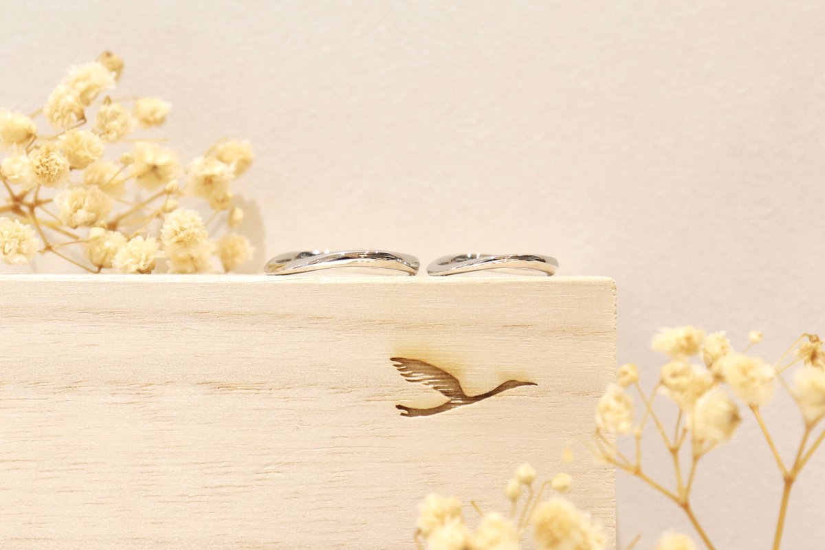 【ご報告】

この度、御縁があり先日結婚いたしました。

それに伴い、作家名を「佐藤千亜季」から「山田千亜季」へと改めることにいたしました。

名前は変わりますが、これからも変わらず制作を続けてまいります。

今後ともどうぞよろしくお願いいたします。