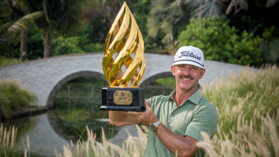 “Lost my dad two years ago, so this one is for him.”

<a href="/wadeormsby/">Wade Ormsby</a>'s 5th <a href="/asiantourgolf/">Asian Tour</a>  win was dedicated to his late father, Peter, via <a href="/TonyWebeck/">Tony Webeck</a>.

Aussies on Tour: bit.ly/4pTI4am