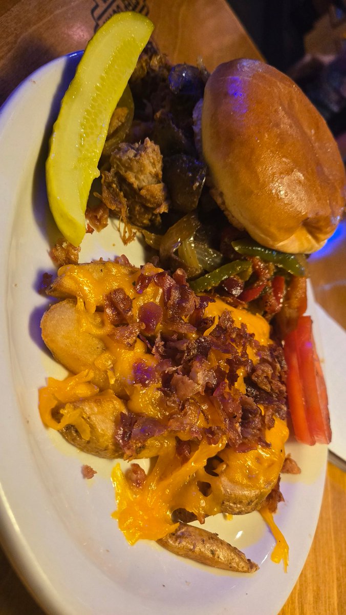 Love Texas Roadhouse! Always good food and vibes 😊