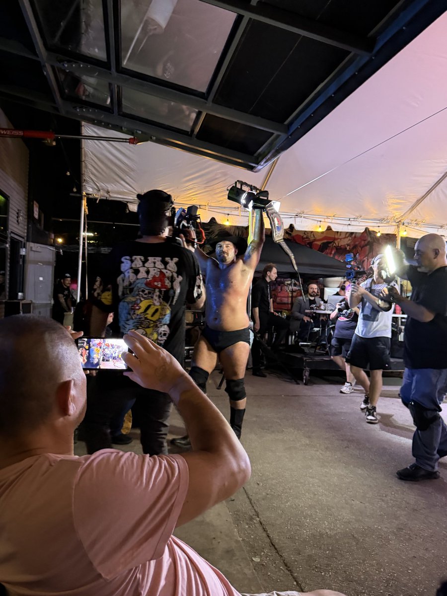 itsheartphelt's tweet image. With an absolutely underhanded method….. 

#AndNew @NewTexasPW Champion The Despicable @1called_manders !!! 

#WeKnowBall