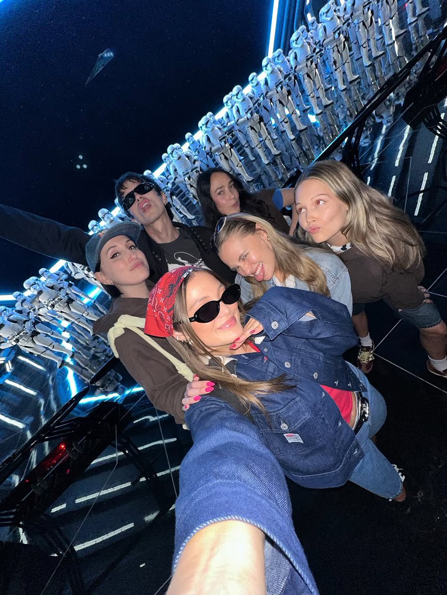 madisonisemanbr's tweet photo. 📸 Madison Iseman via Instagram. https://t.co/AWm03RREV1