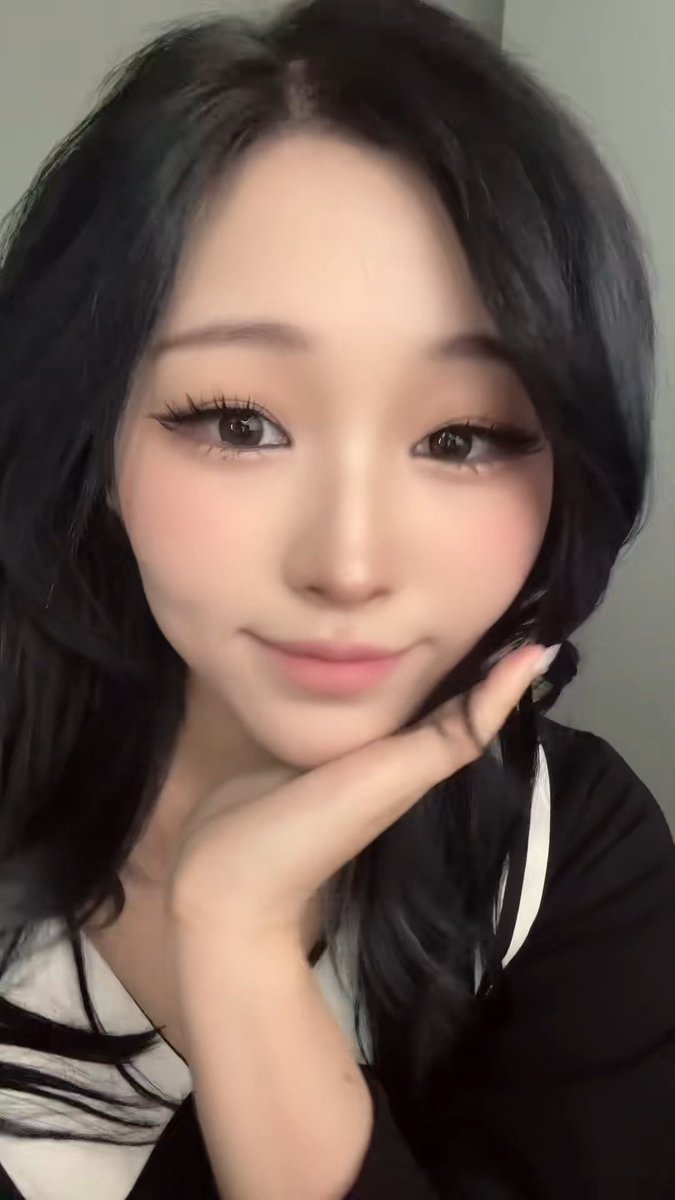 MidgetSpinner0's tweet image. Hy00n