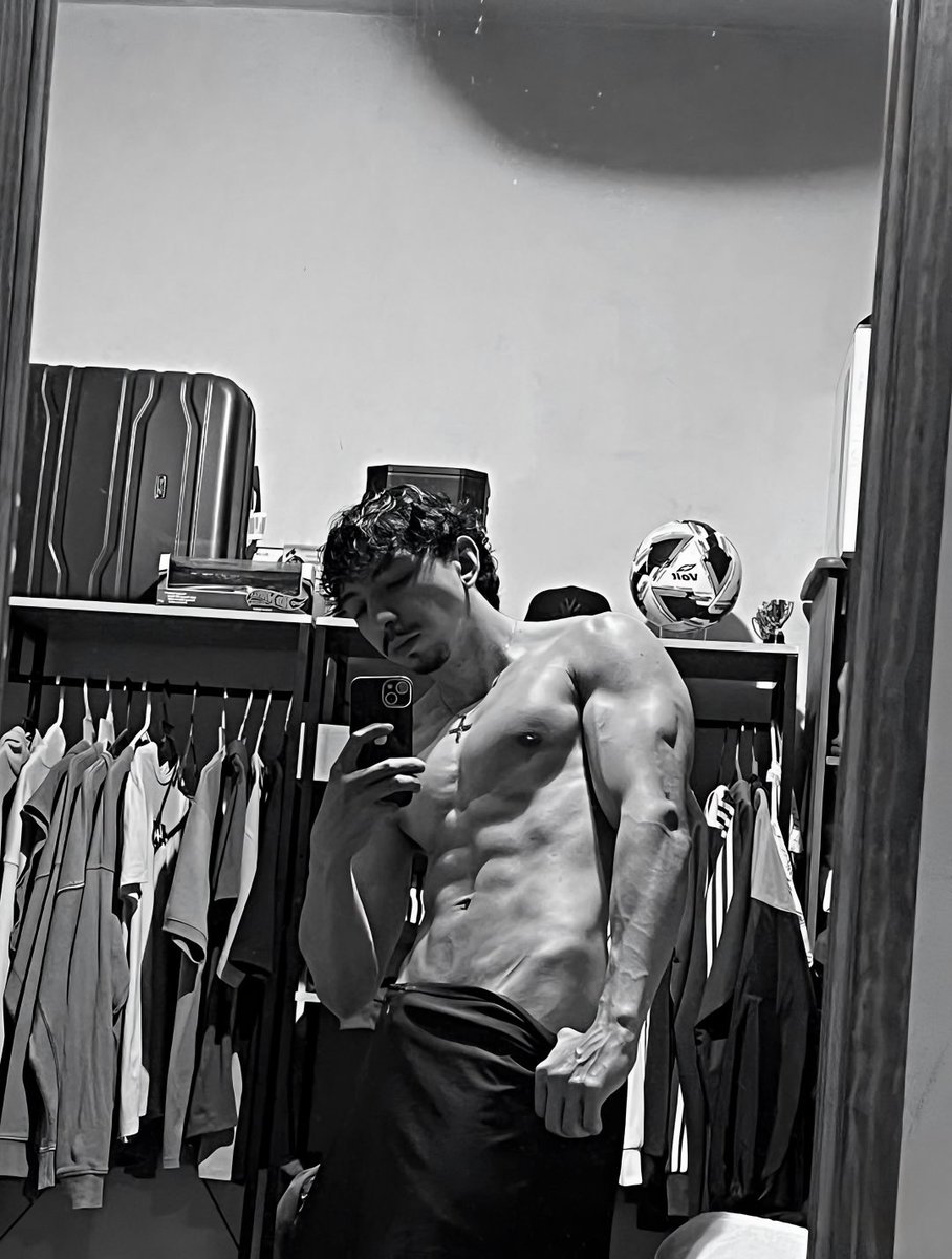 Carnelatinx's tweet image. 