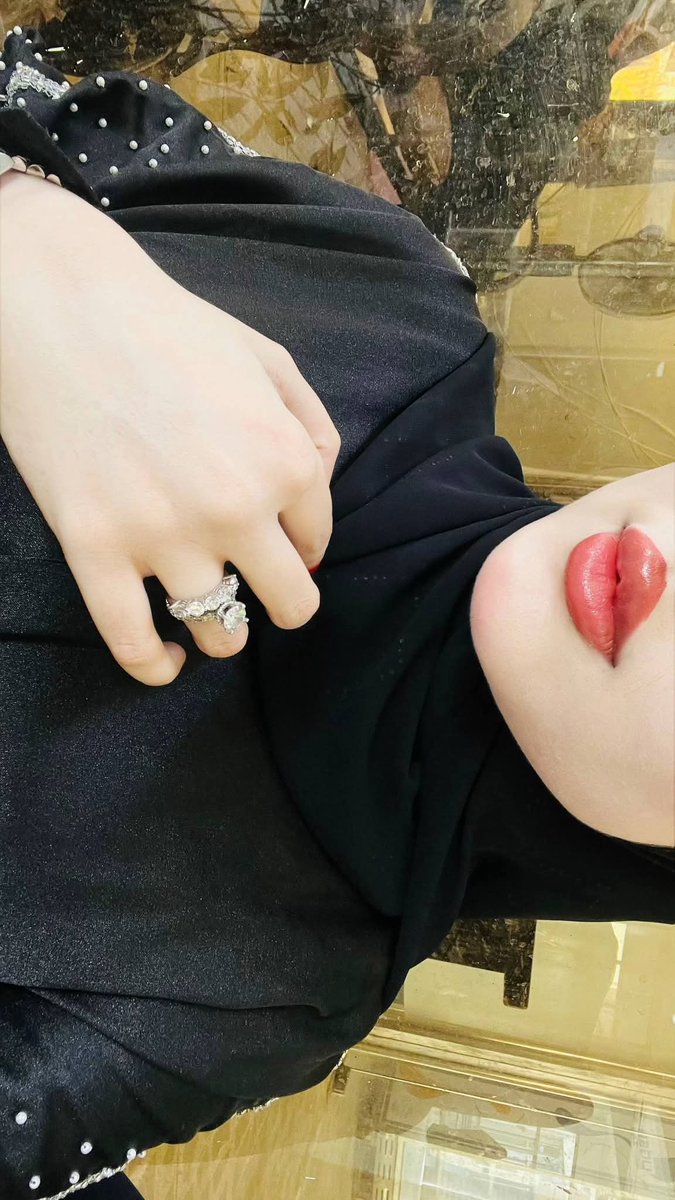 #رمااااح
لاتثـــــــق فـــــي طيبتـــــــي كثيـــــرااا فـــاانــــاا اســــــوء مــــــن مــــا تتصــــــــــور عنــــــــــدمــــــا اتغيــــــــــر 🔥👌🍷👑🖤

#بوح_آخر_الليل