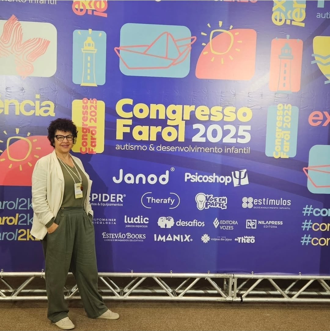 solarsian_'s tweet photo. Registro desse congresso maravilhoso.  Só pelo próximo. #congressofarol #congressofarol2025 #Autismo  #Florianópolis https://t.co/SczNKsKabf