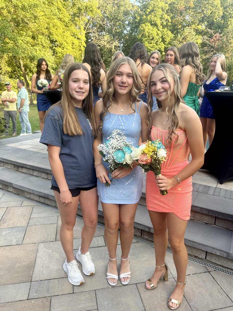 HaileyPro11's tweet image. I traded my cleats and jersey for a dress and heals this weekend- LWE Homecoming 2025!!