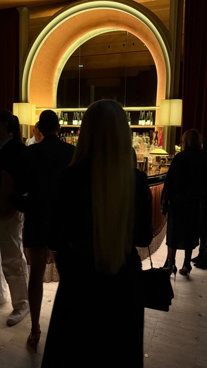 avamaxbr's tweet image. Novas fotos postadas por @avamax através do 'Instagram Stories'.