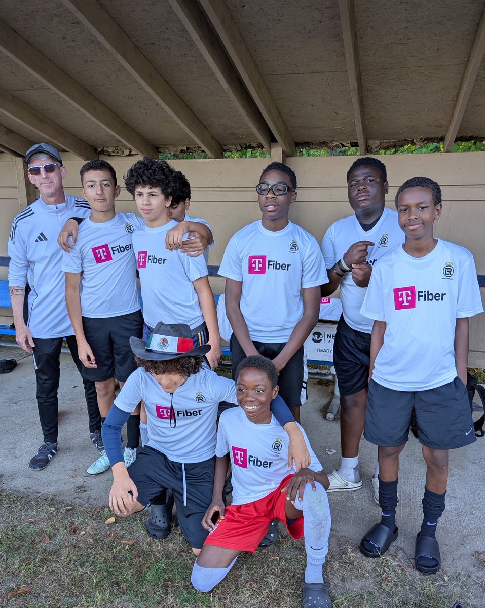 RealLansingFC's tweet photo. Sunday soccer scenes!! Beautiful day on the pitch with our U11, U15 CASL, and U15 MSPSP teams in action — great effort all around! Big thanks again to @TMobile and @teamsnap for your partnership.

#RealLansingFC #SoccerForEveryone #ItTakesACity #CreateTheCulture #Lansing #YouthSoccer