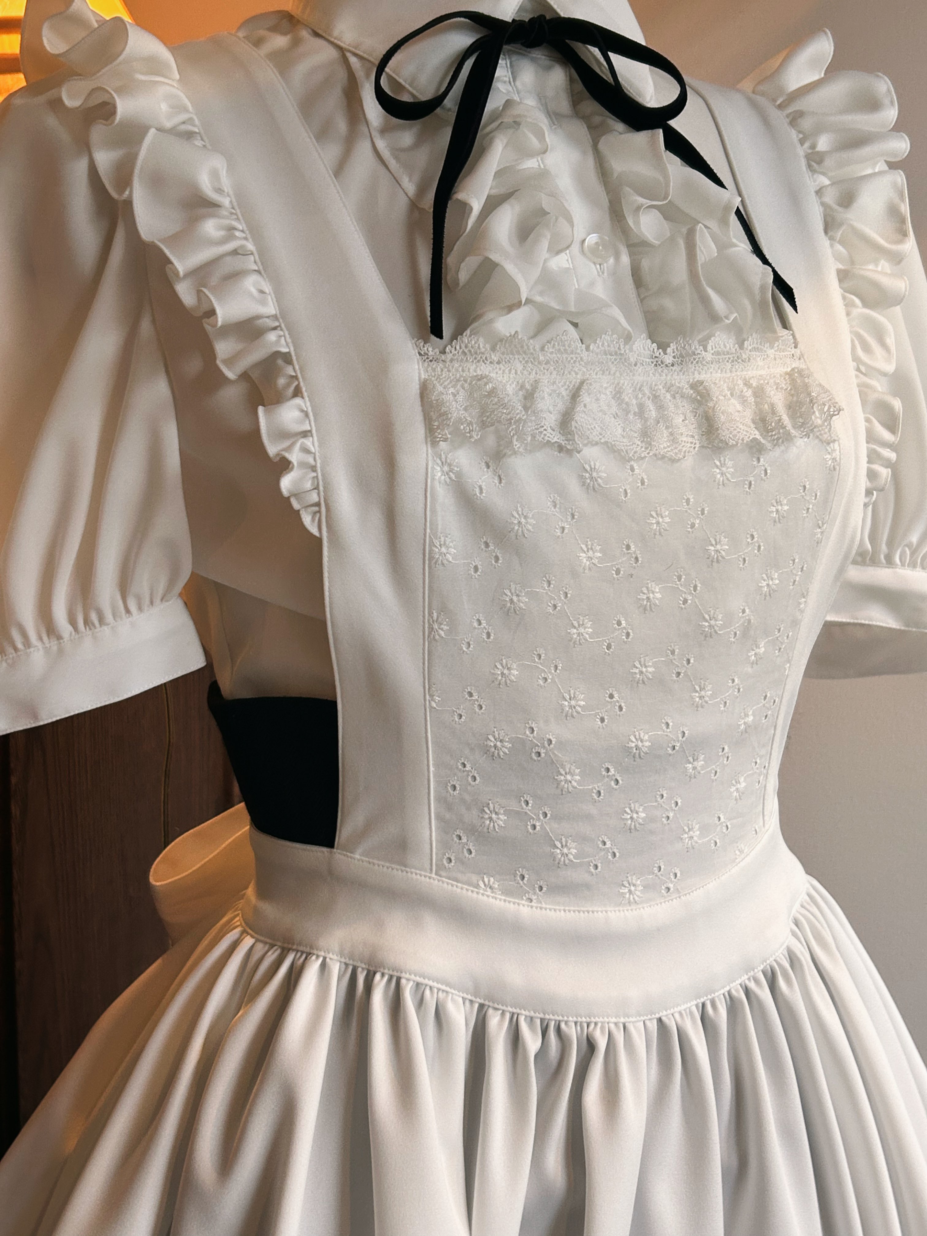 NO.S PROJECT ホワイトフリルエプロン NO.S PROJECT ホワイトフリル