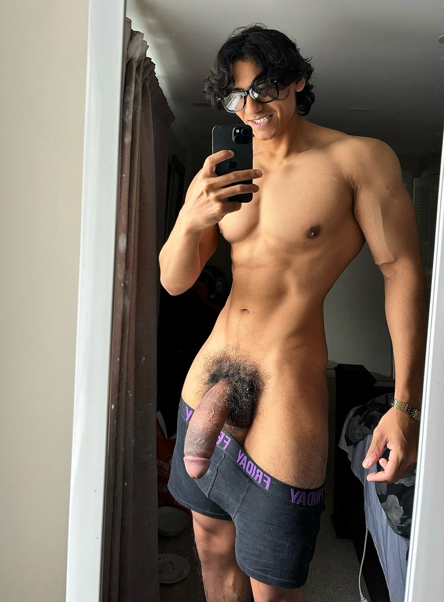 Can I use you? 🍆
onlyfans.com/brownboynz
