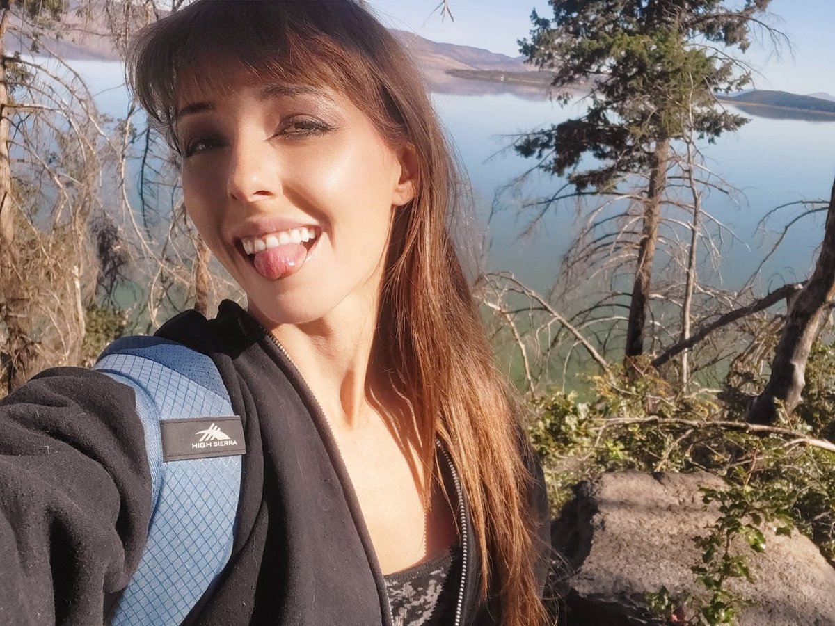 Sunshine, fresh air, and a little mischief never hurt anyone ☀️😈