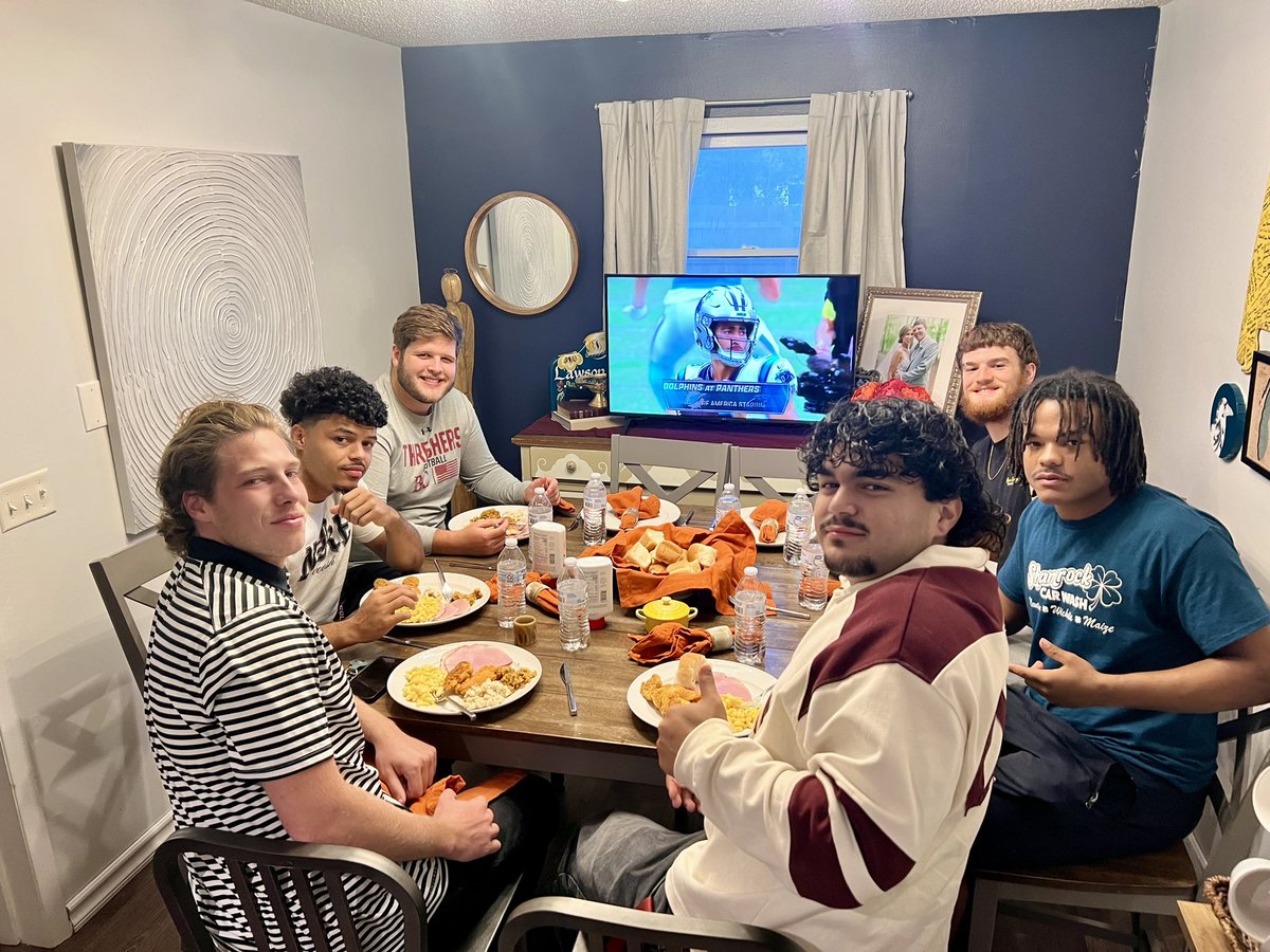 Meredith J Lawson tweet media